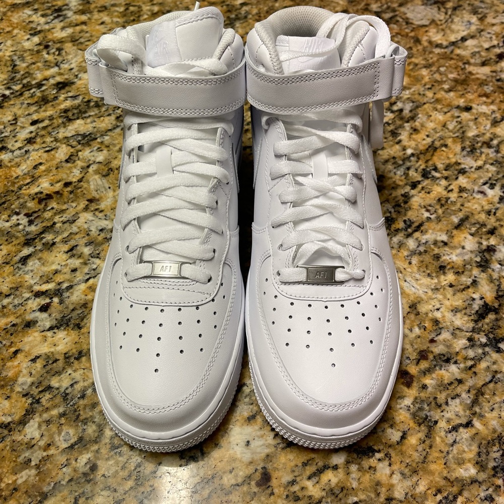 New White Air Force 1’s